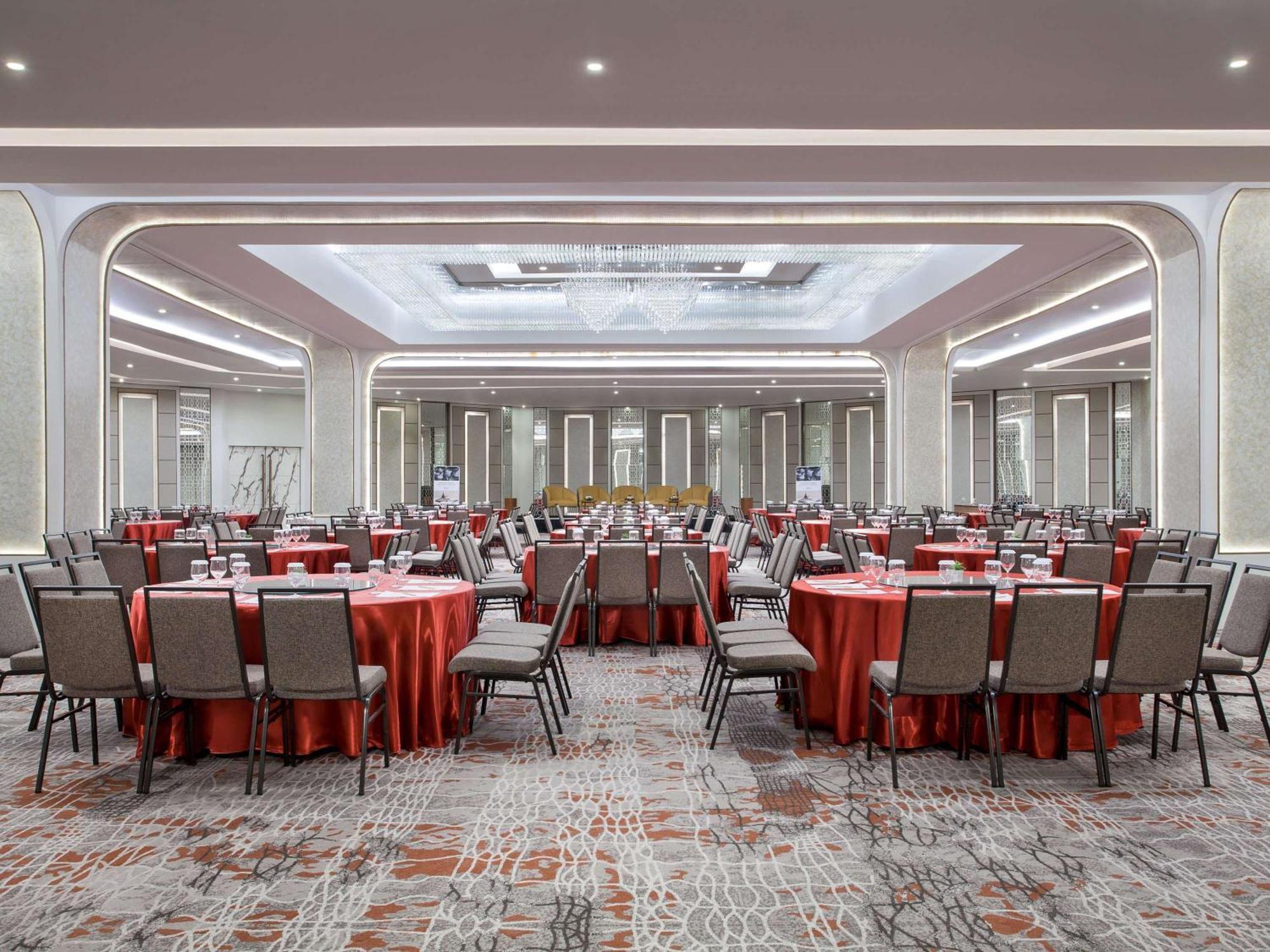 Mercure Jakarta Batavia Ngoại thất bức ảnh