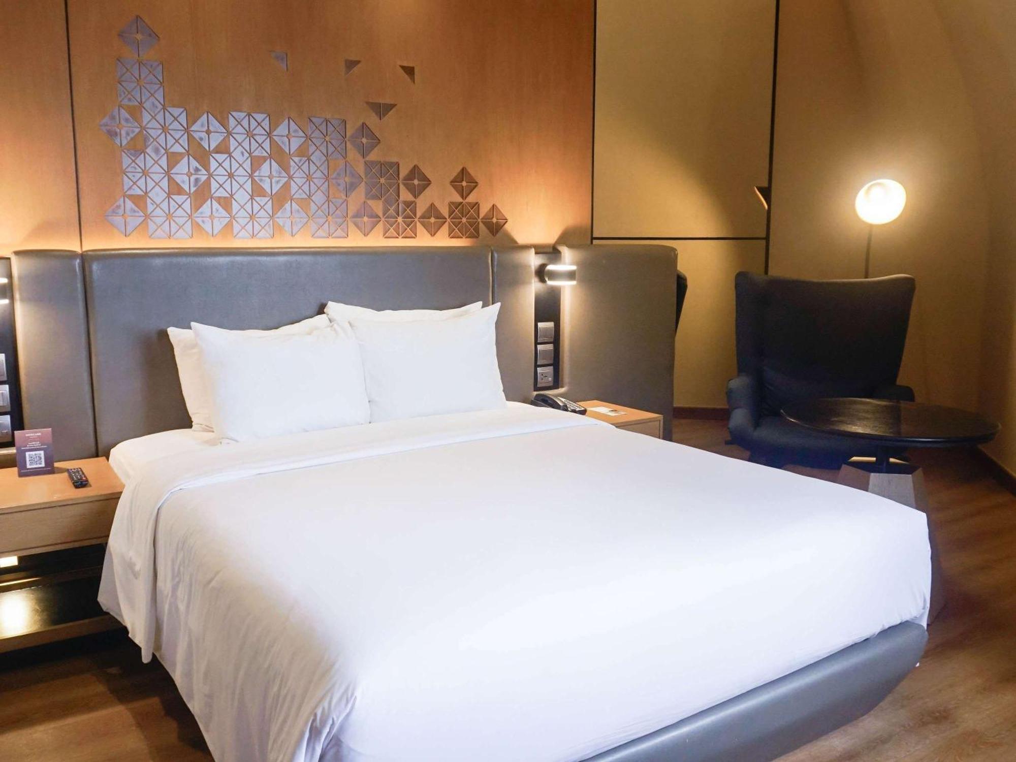 Mercure Jakarta Batavia Ngoại thất bức ảnh