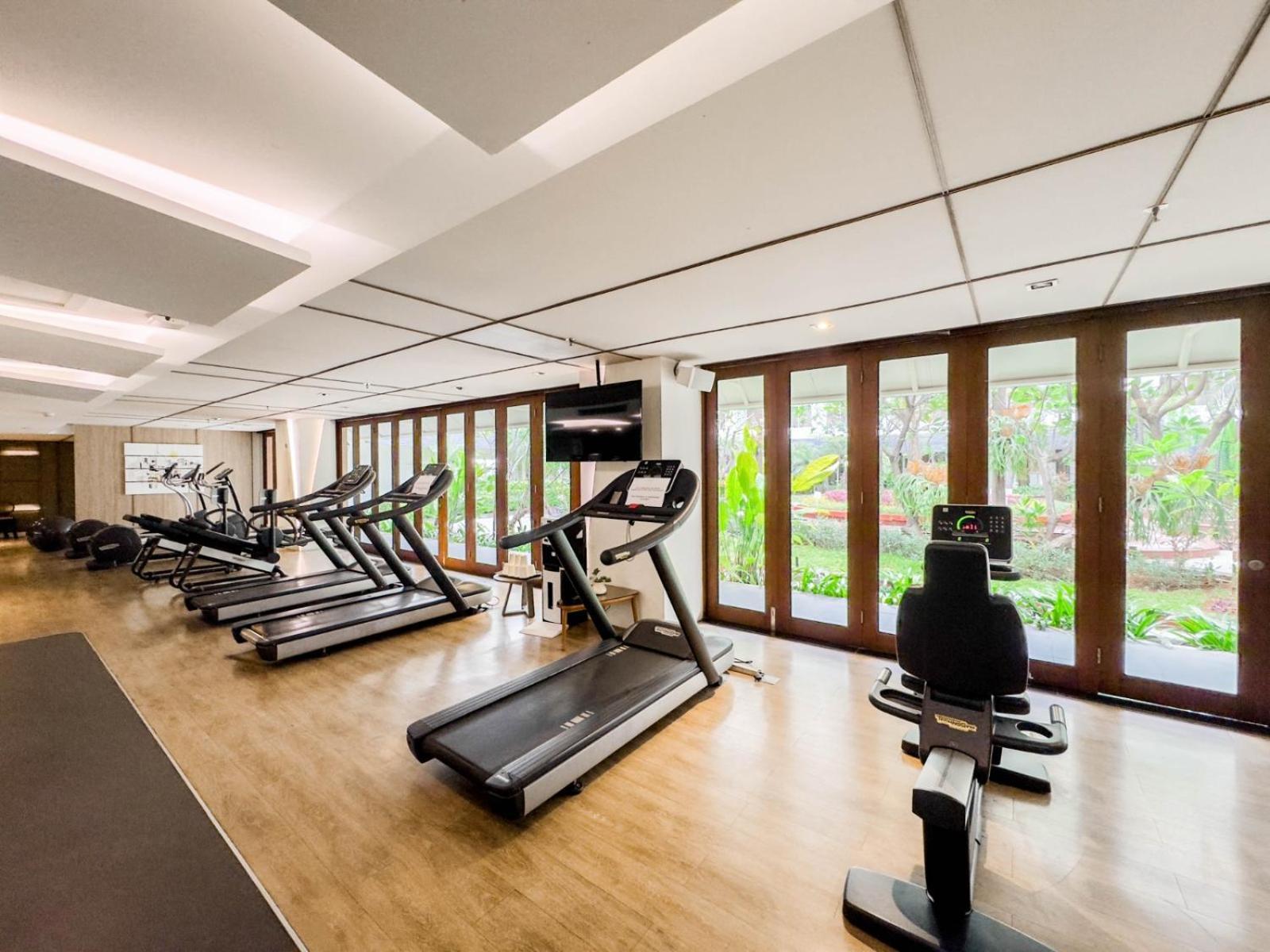 Mercure Jakarta Batavia Ngoại thất bức ảnh